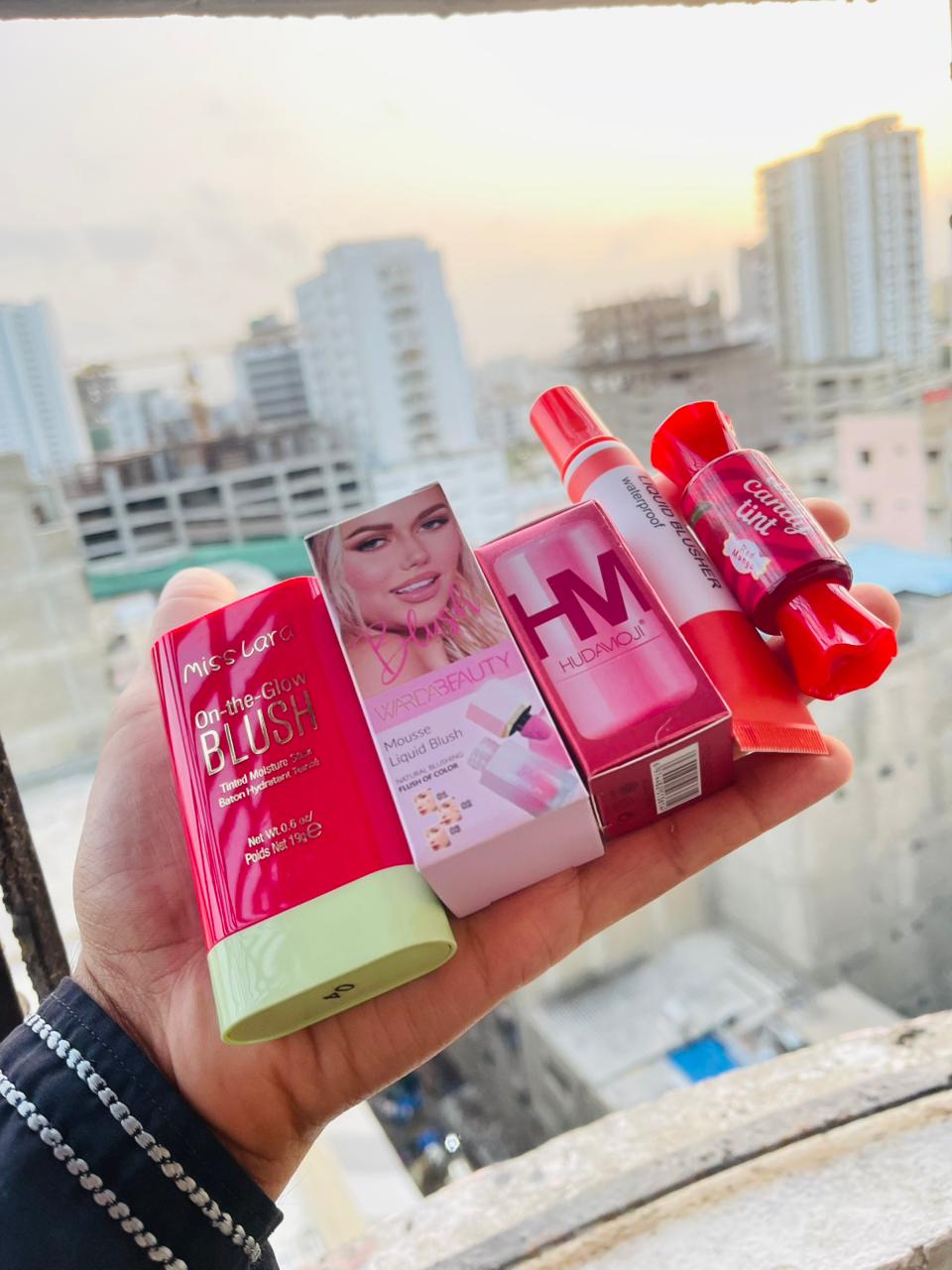 Class Shop Viral Cheeky & Blushy Deal (Allow to open)